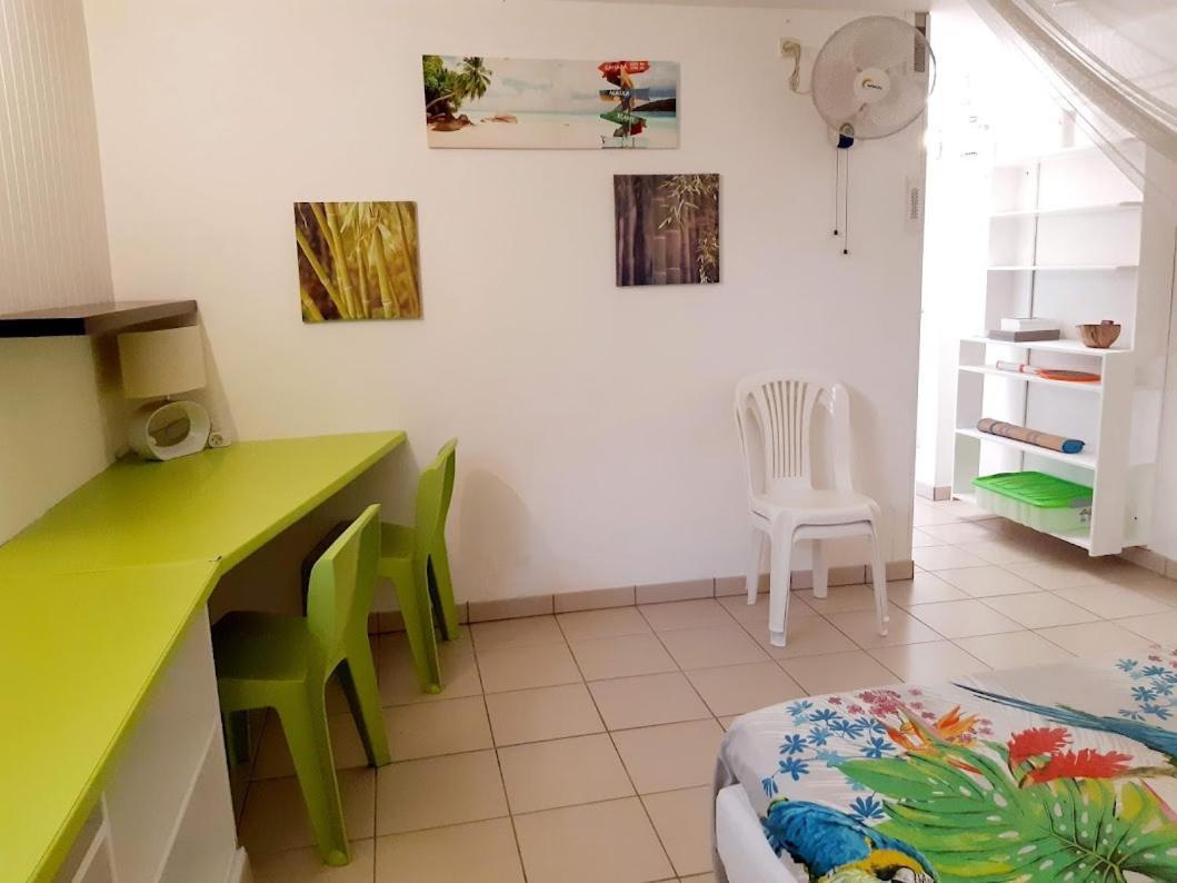 Sainte-Luce 2 T1 Hibiscus Et Colibris Apartamento Exterior foto